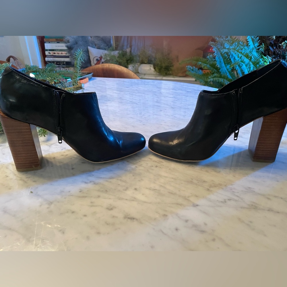 Black leather jeffrey Campbelll booties.